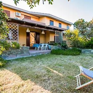  Appartamento L' Elicriso, A Pochi Passi Dal Mare Con Giardino Privato - The Elicriso, A Few Meters From The Sea, With Private Garden Italia